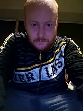 svenni2525 online show from 23, 11, 2025