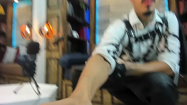 Donovan Desmond online show from 9, 11, 2025