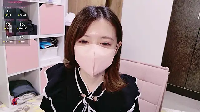 Snapshot of Azusa_DoMybest chatting on 12, 4, 2026 Azusa DoMybest online show from 12, 4, 2026