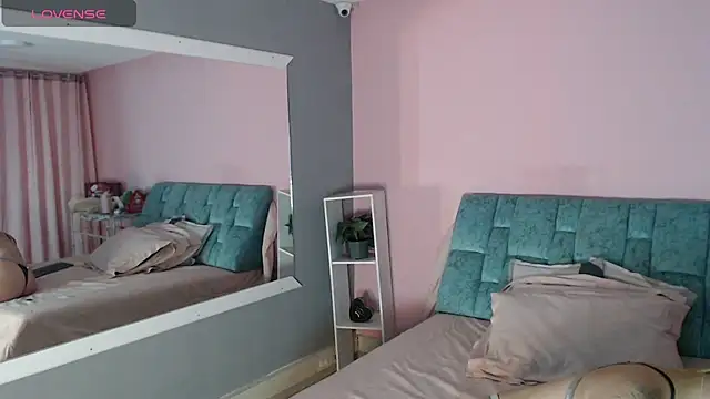 Snapshot of Camila_Russoo chatting on 24, 2, 2026 Camila Russoo online show from 24, 2, 2026