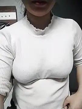 Snapshot of Mie_rose chatting on 3, 11, 2025 Mie rose online show from 3, 11, 2025