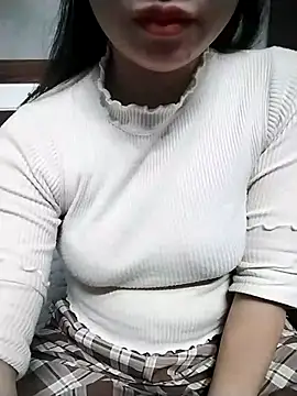 Snapshot of Mie_rose chatting on 7, 11, 2025 Mie rose online show from 7, 11, 2025