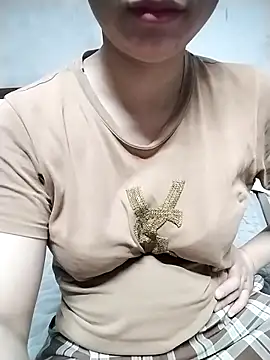 Snapshot of Mie_rose chatting on 8, 11, 2025 Mie rose online show from 8, 11, 2025