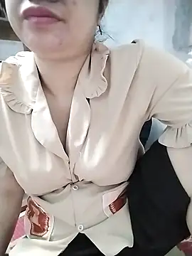 Snapshot of Mie_rose chatting on 8, 11, 2025 Mie rose online show from 8, 11, 2025