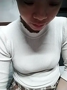 Snapshot of Mie_rose chatting on 27, 11, 2025 Mie rose online show from 27, 11, 2025