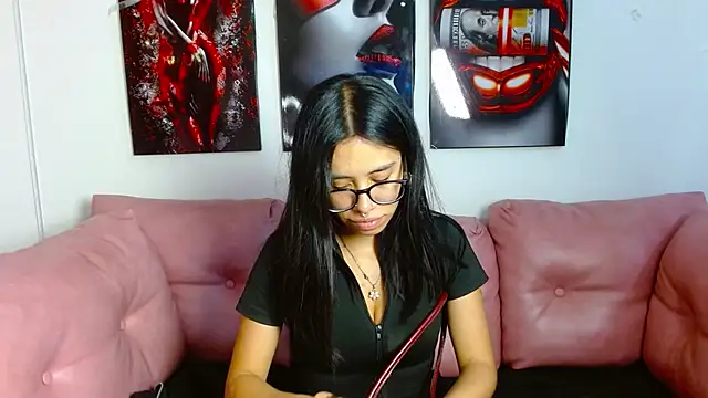 Snapshot of Miahotcs1 chatting on 5, 3, 2026 Miahotcs1 online show from 5, 3, 2026