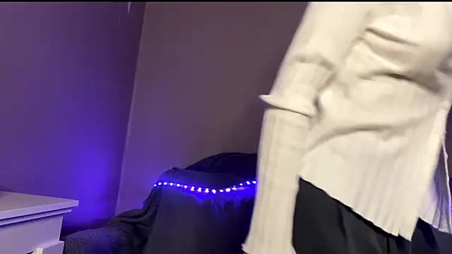 snowy lisa online show from 19, 2, 2026