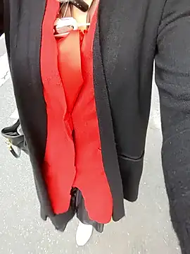 pink-mai online show from 14, 2, 2026