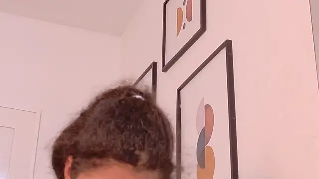 shyblacksweetiee online show from 15, 4, 2026