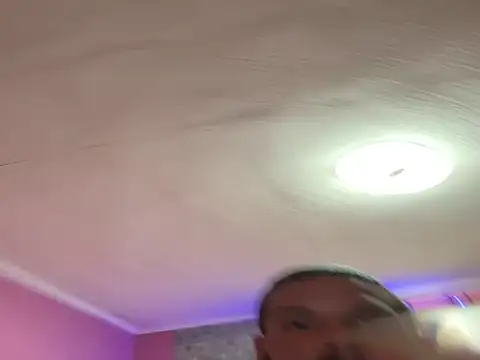 Snapshot of ScrammedHassidim chatting on 24, 9, 2025 ScrammedHassidim online show from 24, 9, 2025