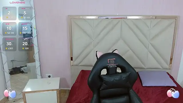 Snapshot of Chipi_tay chatting on 13, 9, 2025 Chipi tay online show from 13, 9, 2025