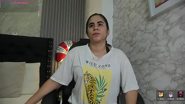 Snapshot of alicy__torres chatting on 16, 12, 2025 alicy torres online show from 16, 12, 2025