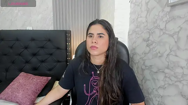 Snapshot of alicy__torres chatting on 14, 5, 2026 alicy torres online show from 14, 5, 2026