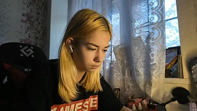 Snapshot of Witching_Moon chatting on 24, 10, 2025 Witching Moon online show from 24, 10, 2025