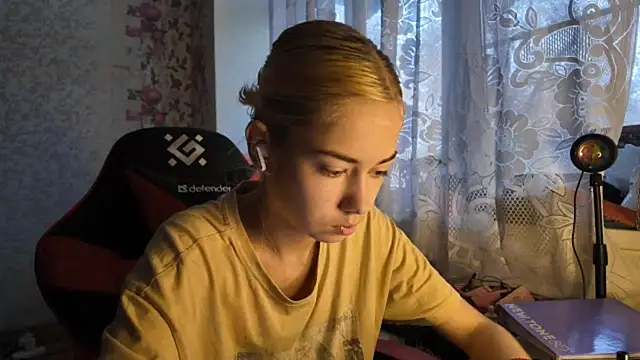 Snapshot of Witching_Moon chatting on 1, 11, 2025 Witching Moon online show from 1, 11, 2025