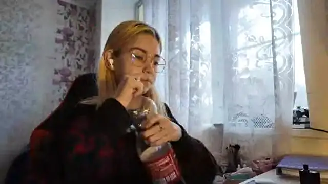 Snapshot of Witching_Moon chatting on 19, 11, 2025 Witching Moon online show from 19, 11, 2025