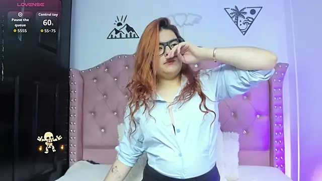 Snapshot of Lila_Cox chatting on 8, 10, 2025 Lila Cox online show from 8, 10, 2025