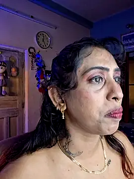 Snapshot of Love_Beauty01 chatting on 3, 6, 2026 Love Beauty01 online show from 3, 6, 2026