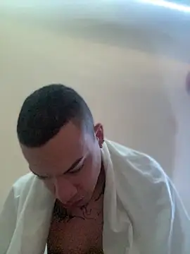 AlphaMasterXxx online show from 2, 10, 2025