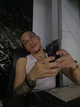 AlphaMasterXxx online show from 4, 10, 2025