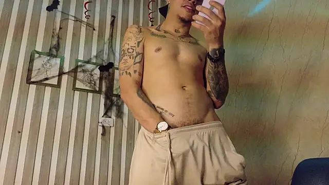 AlphaMasterXxx online show from 19, 10, 2025