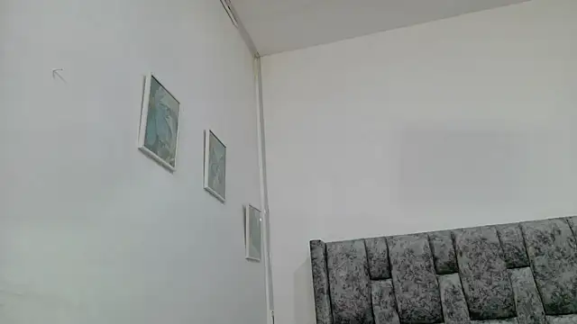 Lizbeth Rouse online show from 23, 11, 2025