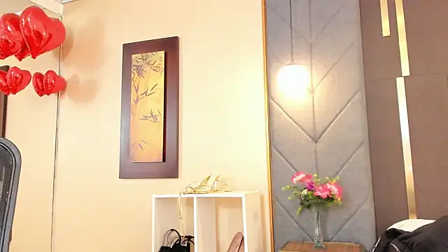 Snapshot of OliviGrace chatting on 22, 11, 2025 OliviGrace online show from 22, 11, 2025