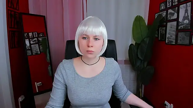 EvaCrosby online show from 24, 9, 2025