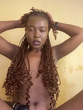 Snapshot of AngelaZamera chatting on 14, 4, 2026 AngelaZamera online show from 14, 4, 2026