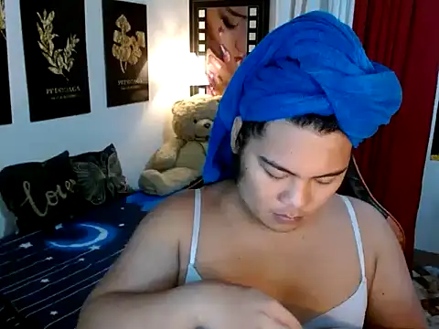 TSbrianaHugeCock online show from 15, 11, 2025