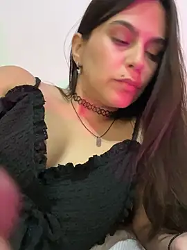 Snapshot of lulix69 chatting on 5, 2, 2026 lulix69 online show from 5, 2, 2026