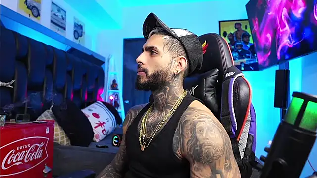 logan hugh8 online show from 1, 3, 2026