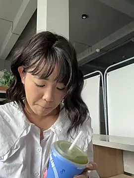 Snapshot of luluya1314 chatting on 7, 4, 2026 luluya1314 online show from 7, 4, 2026