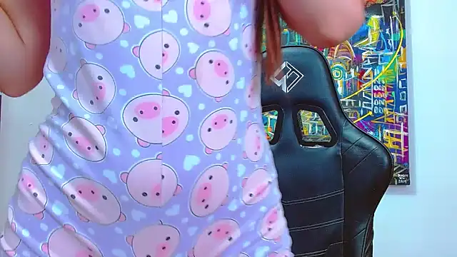 Snapshot of Lea_Deluc chatting on 15, 4, 2026 Lea Deluc online show from 15, 4, 2026