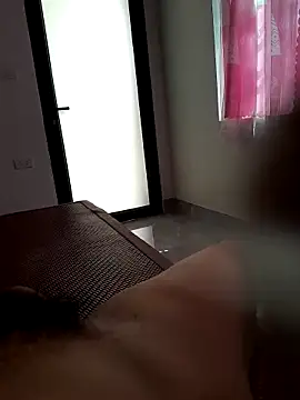 Snapshot of quoc85 chatting on 21, 10, 2025 quoc85 online show from 21, 10, 2025