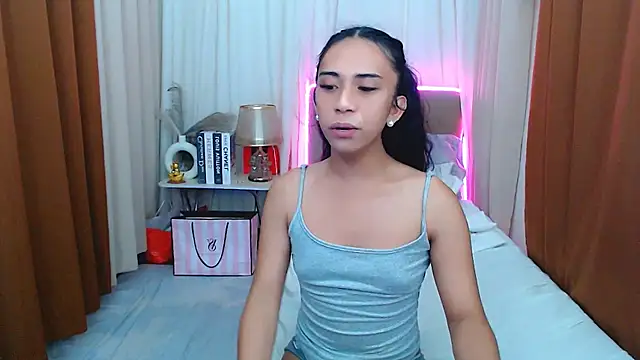 scarlet smith7 online show from 6, 5, 2026