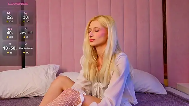 Monica Leen online show from 1, 10, 2025