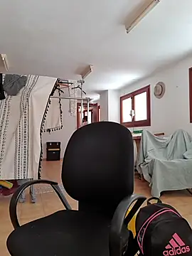 Snapshot of SweetSun69 chatting on 25, 4, 2026 SweetSun69 online show from 25, 4, 2026