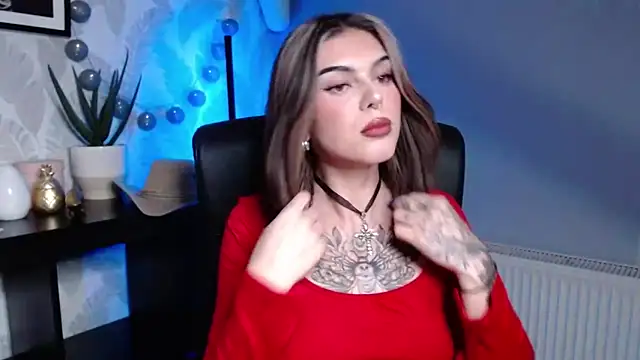 Snapshot of Nova_SIN chatting on 24, 10, 2025 Nova SIN online show from 24, 10, 2025