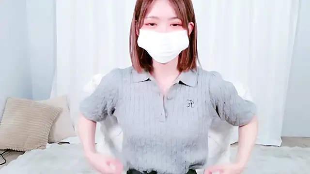 Snapshot of NANA_chan_1 chatting on 9, 11, 2025 NANA chan 1 online show from 9, 11, 2025