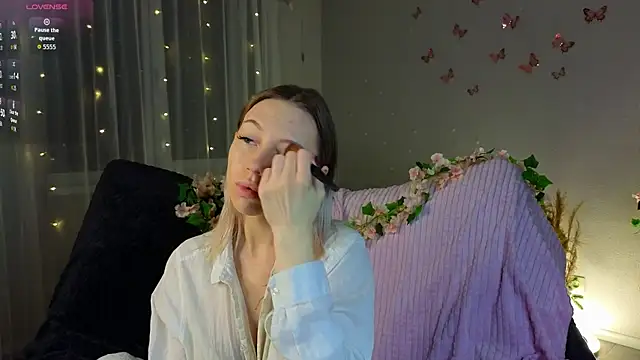 NyxaThorn online show from 11, 1, 2026