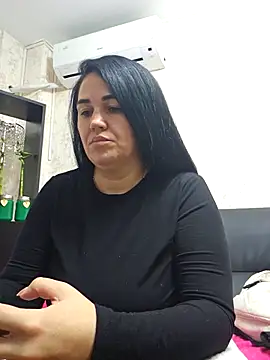 VickyDivinee online show from 18, 9, 2025