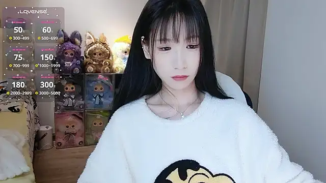 Snapshot of M-OTT_ chatting on 8, 4, 2026 M-OTT online show from 8, 4, 2026