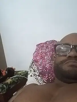 Snapshot of Parrudosjk chatting on 8, 11, 2025 Parrudosjk online show from 8, 11, 2025