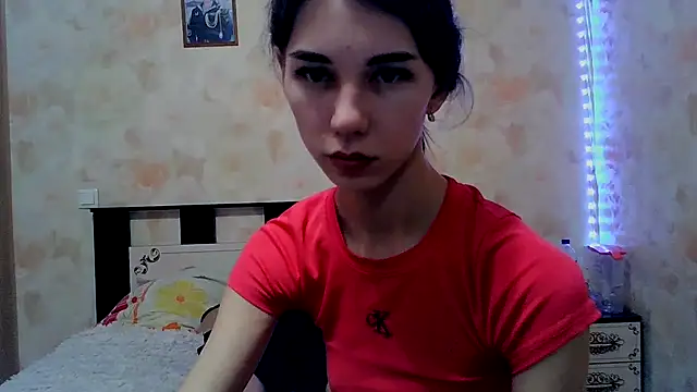 Crazy Empresis online show from 9, 11, 2025