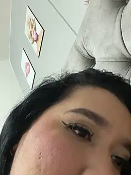 Aliciawhitee online show from 9, 9, 2025