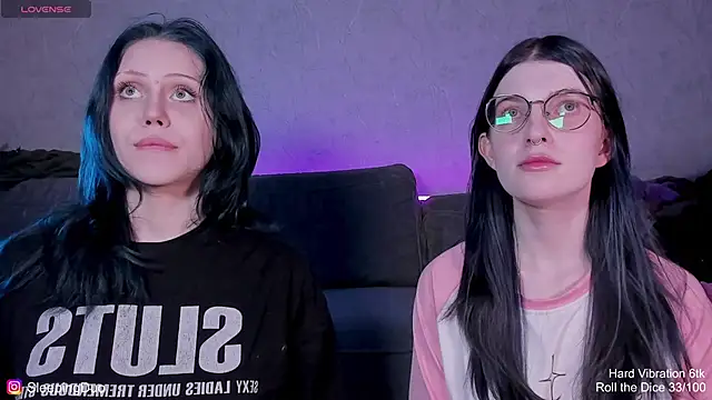 Threesomebabes online show from 22, 6, 2026