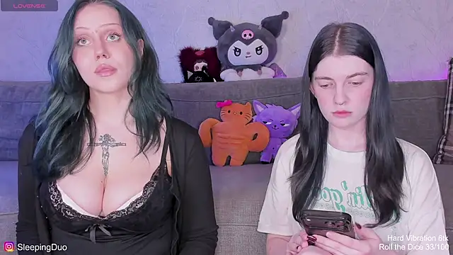 Threesomebabes online show from 10, 7, 2026