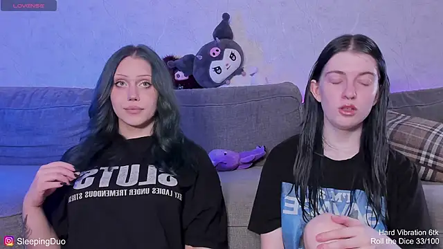 Threesomebabes online show from 12, 7, 2026