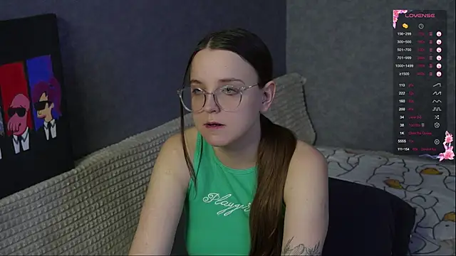 Snapshot of Violetwin chatting on 4, 4, 2026 Violetwin online show from 4, 4, 2026